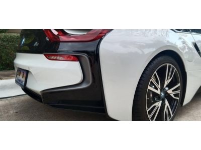 BMW i8 ปี2017 วิ่งเพียง8,000กว่าโล รถมือเดียวจอดมากกว่าขับ รูปที่ 7
